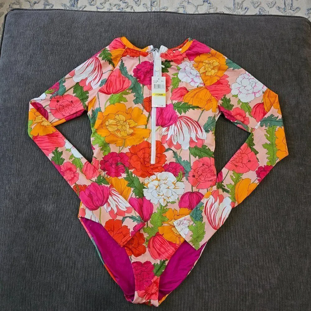 Trina Turk Women's Floral Print Long Sleeves Paddle Suit Swimsuit Size Medium